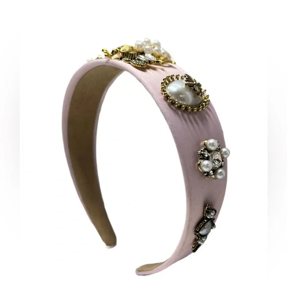 Aratta Valentine’s Blush Pink Embellished Bee Headband - Picture 2 of 6